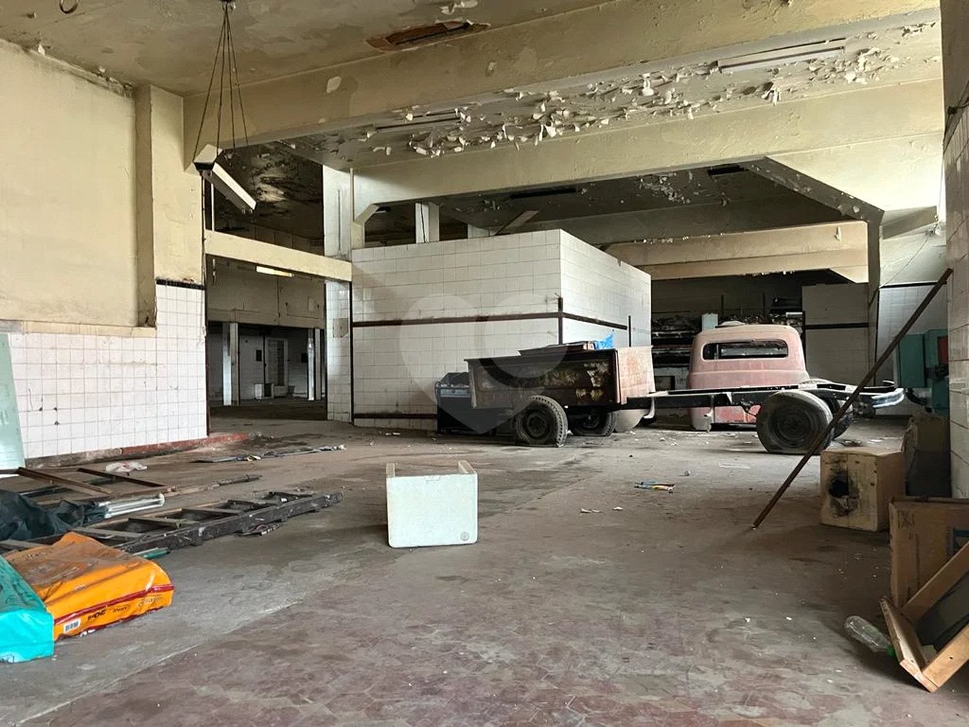 Barracão comercial em ponto estratégico na Paulicéia