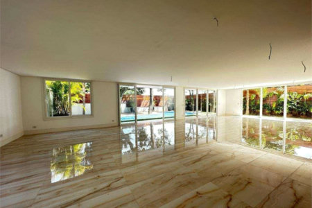 Casa à venda com 4 suítes no condomínio Porto Fino, São Paulo - SP