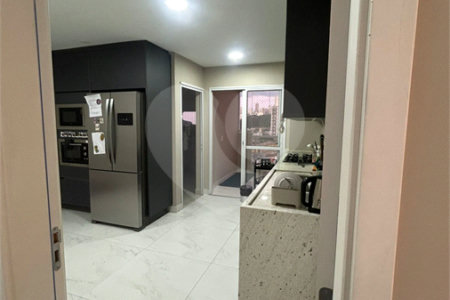 Apartamento à venda com 3 quartos, sendo 1 suíte, em Jardim Vazani, São Paulo, SP