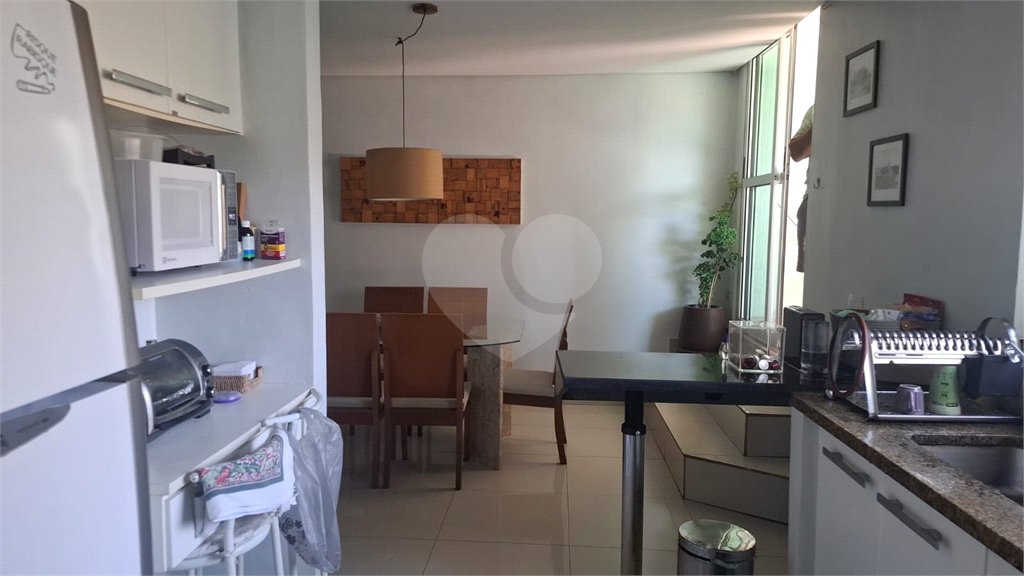 Sobrado à venda com 3 suítes em Vila Pompéia, São Paulo, SP