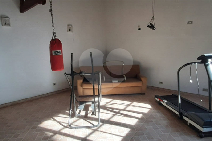 Casa à venda com 3 quartos, sendo 1 suíte, no condomínio Sausalito, Mairiporã - SP