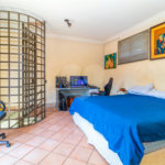 Casa à venda com 4 suítes em Jardim Marajoara, São Paulo, SP