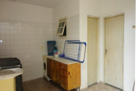 Casa à venda com 3 quartos, sendo 1 suíte, em Jardim Esmeralda, São Paulo, SP