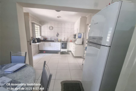 Casa à venda com 3 quartos, sendo 1 suíte,  em Santa Claudina, Vinhedo, SP