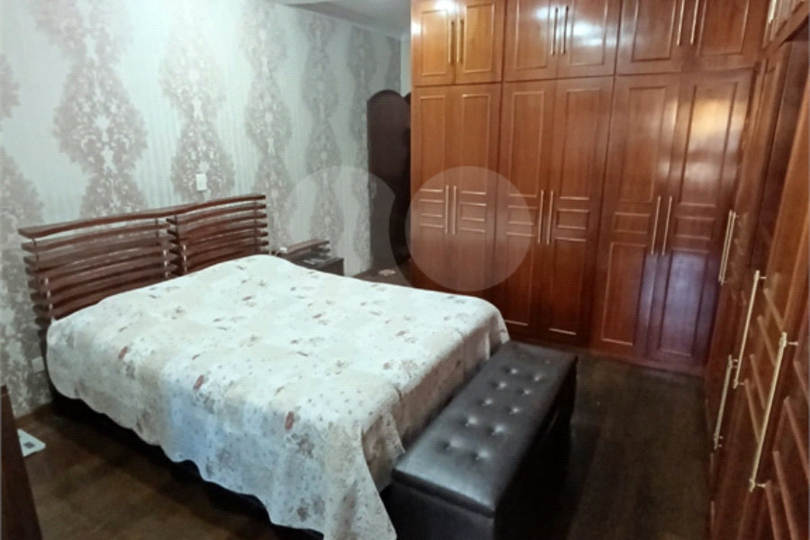Sobrado à venda com 4 quartos, sendo 1 suíte, em Jaçanã, São Paulo, SP