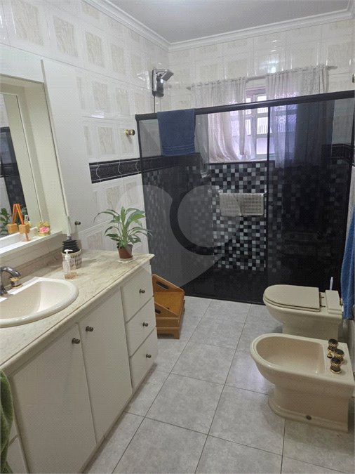 Sobrado à venda com 4 quartos, sendo 1 suíte, em Vila Graciosa, São Paulo, SP