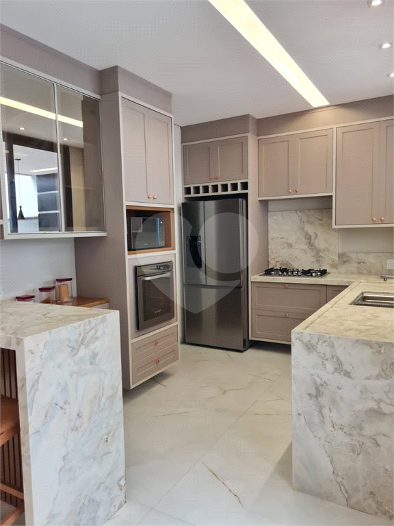 Casa à venda com 3 suítes no condomínio Residencial Duas Marias, Indaiatuba - SP
