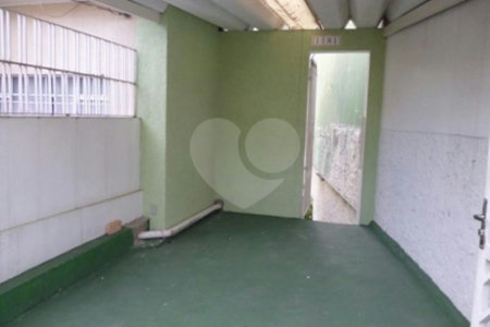 Casa Térrea à venda com 6 quartos em Vila Medeiros, São Paulo, SP