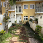 Casa à venda com 2 suítes no condomínio Village Palmas, São Paulo - SP