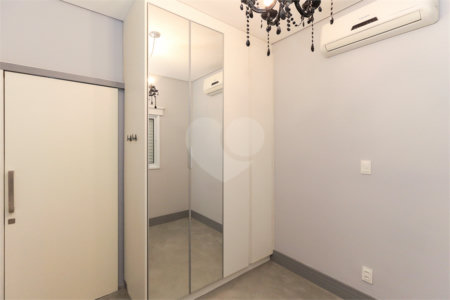 Casa à venda com 2 quartos, sendo 1 suíte,  em Chácara Santo Antônio, São Paulo, SP