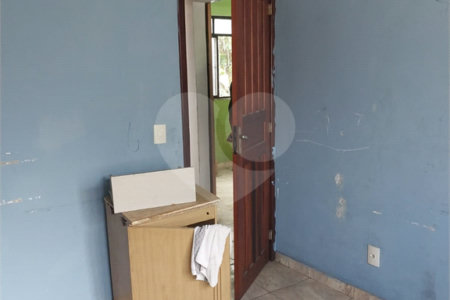 Casa à venda ou para alugar com 4 quartos, sendo 2 suítes, em Campo Grande, Rio de Janeiro, RJ