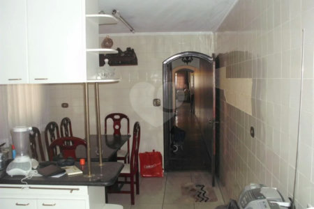 Sobrado à venda com 3 quartos, sendo 2 suítes, em Vila Mazzei, São Paulo, SP