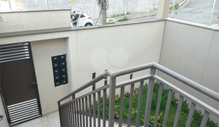 Casa à venda com 2 suítes no condomínio martinha, São Paulo - SP