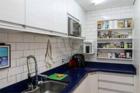 Apartamento à venda com 3 quartos, sendo 1 suíte, em Vila Morse, São Paulo, SP