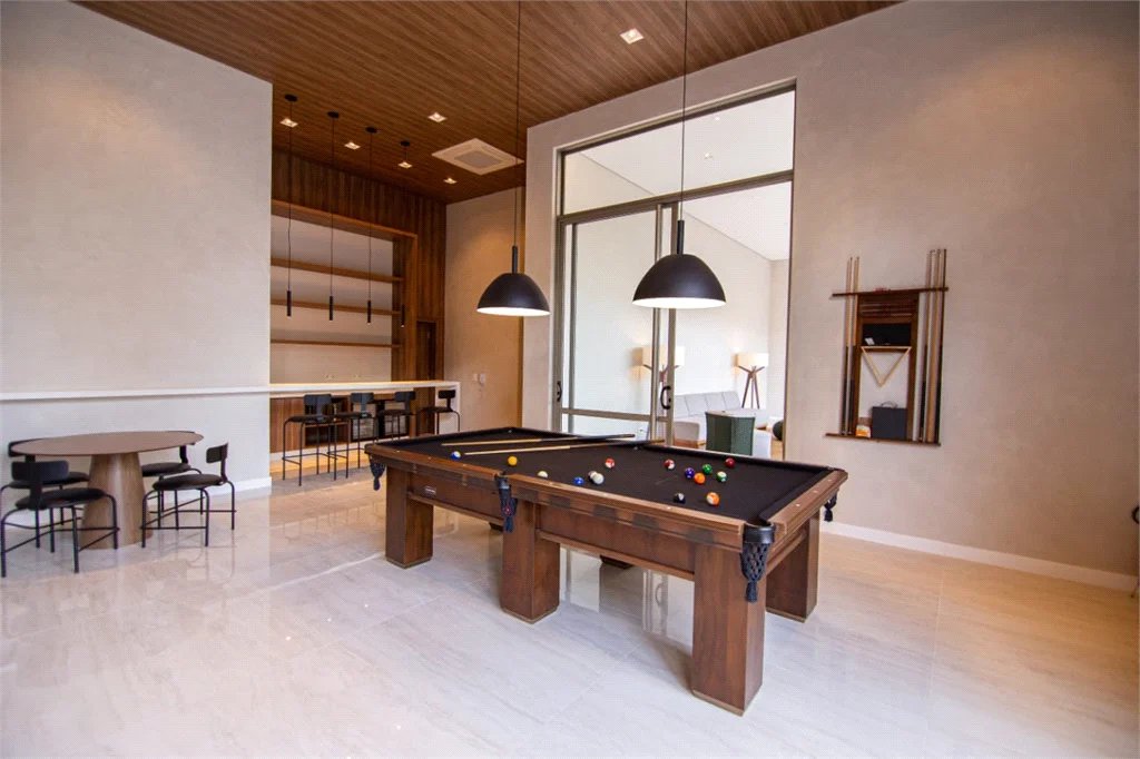 Apartamento à venda com 4 suítes em Real Parque, São Paulo, SP