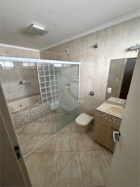Casa à venda com 4 quartos, sendo 1 suíte, em Jardim das Samambaias, Jundiaí, SP