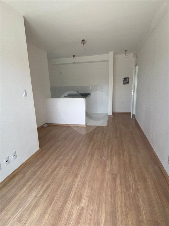 Apartamento à venda ou para alugar com 2 quartos, sendo 1 suíte, em Chácaras Reunidas São Jorge, Sorocaba, SP