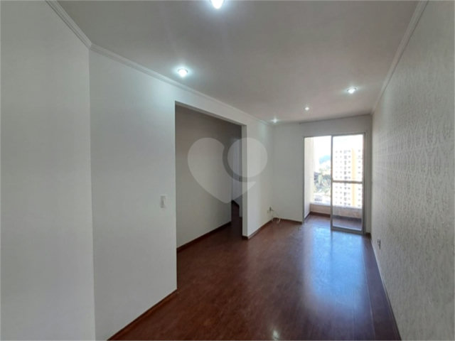 Apartamento para alugar com 3 quartos, sendo 1 suíte,  em Santana, São Paulo, SP