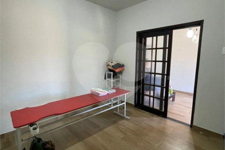 Casa Térrea à venda com 5 quartos, sendo 2 suítes, em Campo Grande, Rio de Janeiro, RJ
