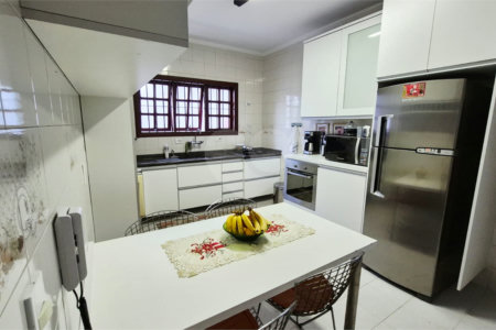 Casa à venda com 3 suítes em Jardim das Vertentes, São Paulo, SP
