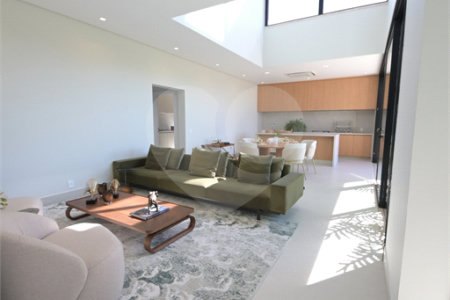 Casa à venda com 4 suítes no condomínio Villa dos Pinheiros, Indaiatuba - SP