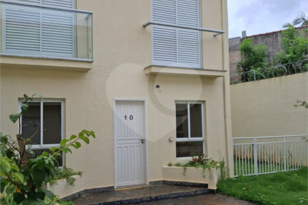 Casa à venda com 2 suítes no condomínio Residencial Vila de Motalegre, São Paulo - SP