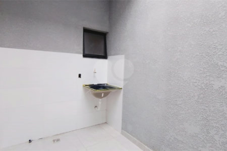 Casa de Vila à venda com 2 quartos em Jardim Jatobá, Sorocaba, SP