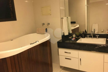 Apartamento à venda com 3 suítes em Granja Julieta, São Paulo, SP