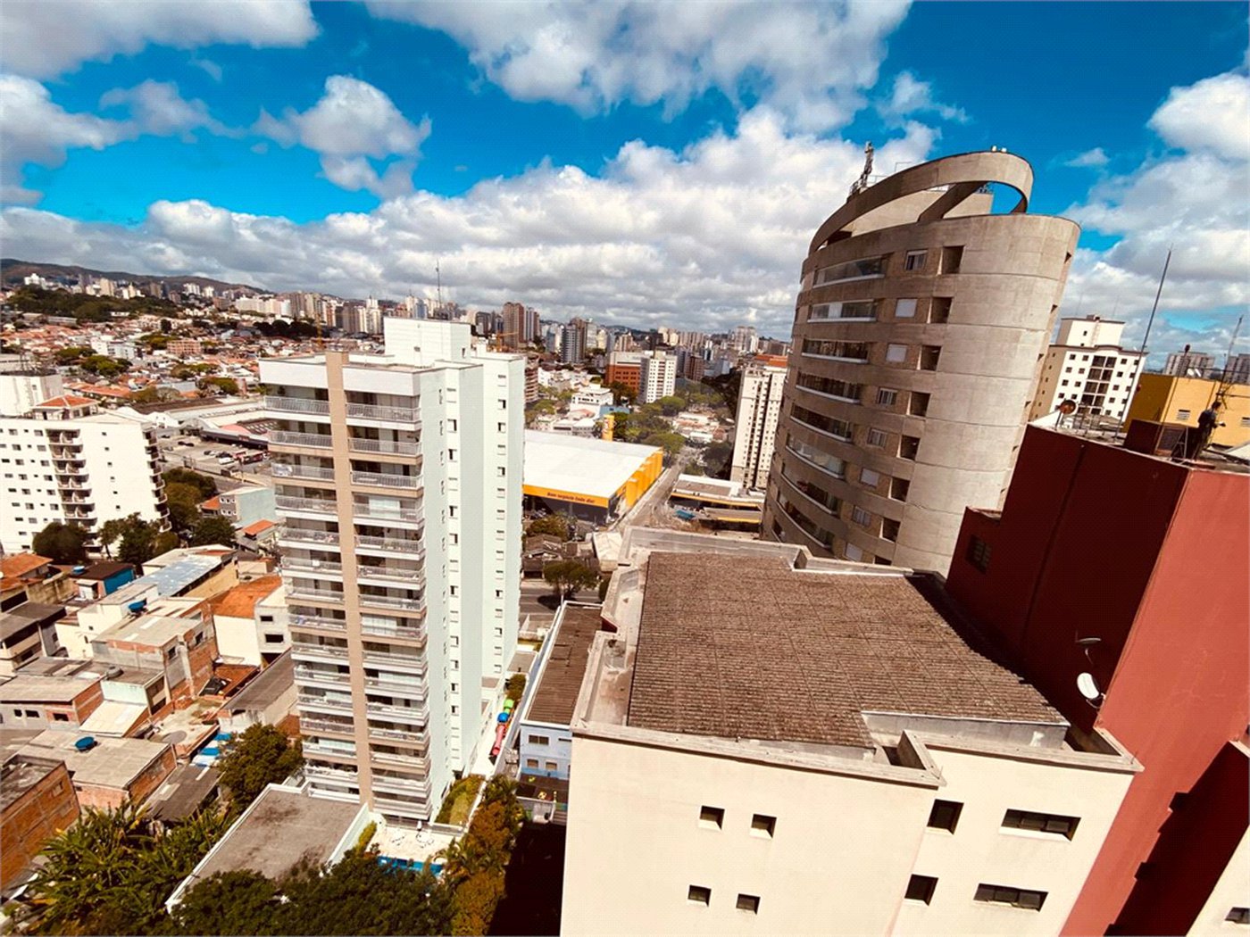 Cobertura à venda com 3 quartos, sendo 1 suíte, em Baeta Neves, São Bernardo do Campo, SP