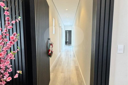 Casa à venda com 4 quartos, sendo 3 suítes, no condomínio Vilagio Ipanema 1, Araçoiaba da Serra - SP