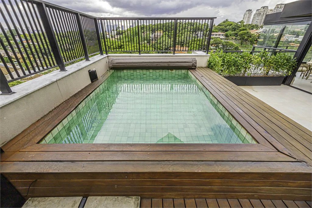 Apartamento à venda com 3 suítes em Cidade Jardim, São Paulo, SP