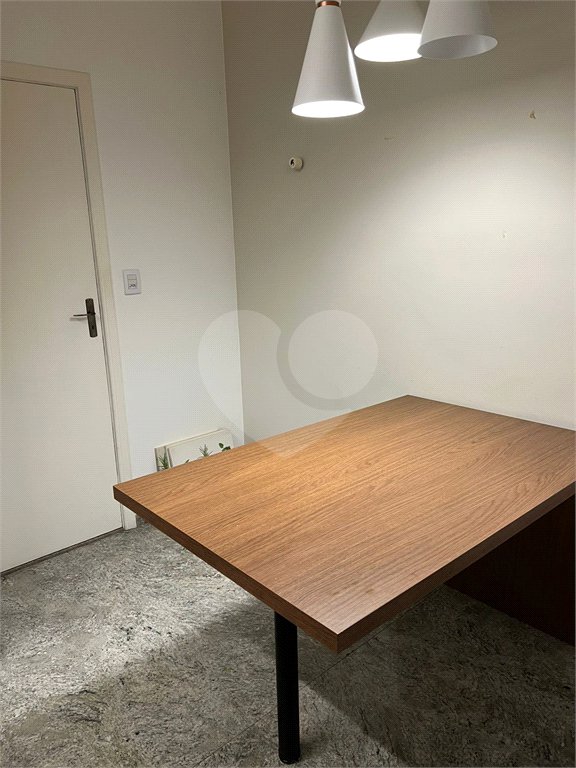 Casa à venda com 2 suítes no condomínio Recanto dos Ipes, Atibaia - SP