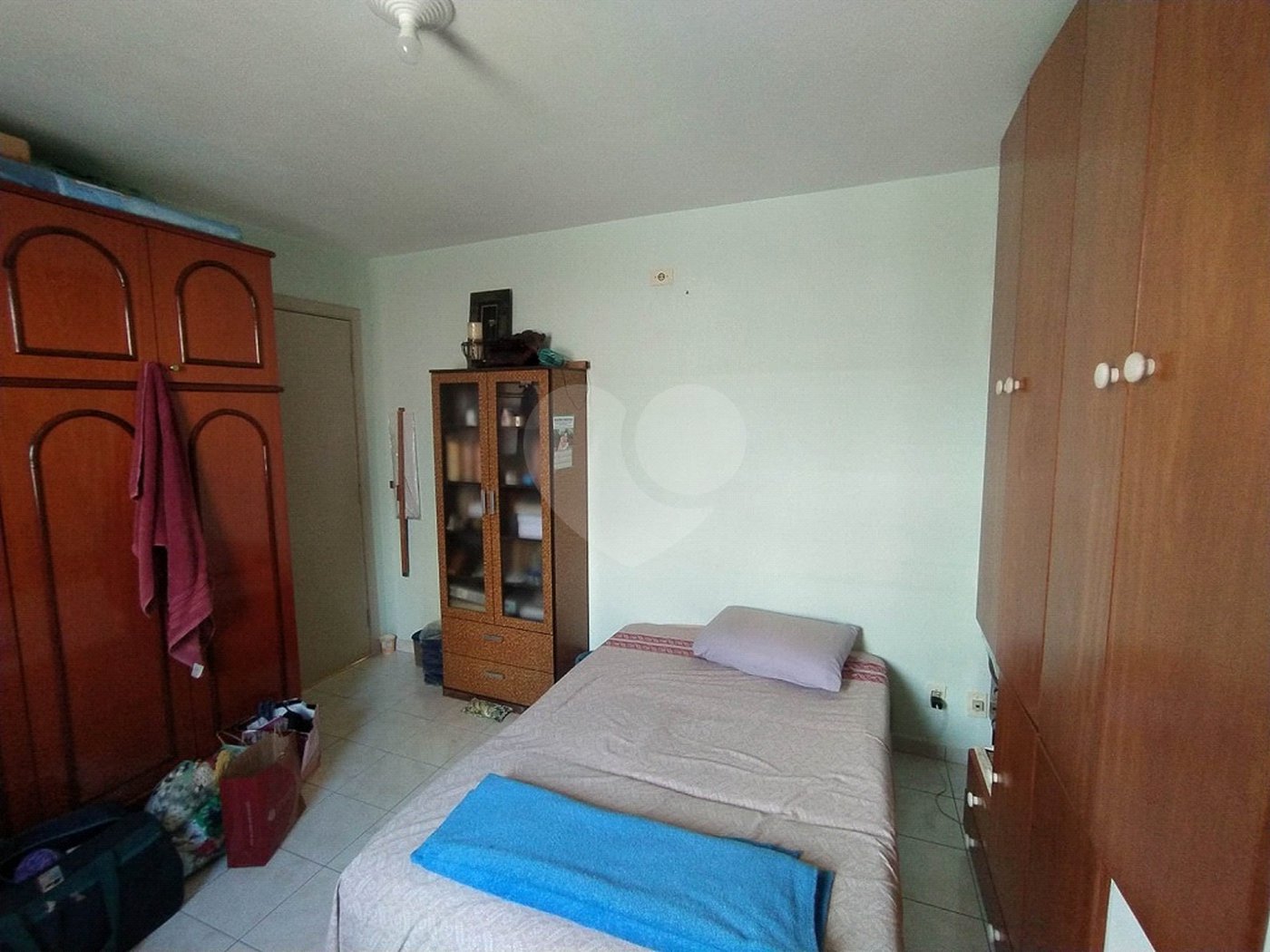 Casa à venda com 6 quartos, sendo 2 suítes, em Chora Menino, São Paulo, SP