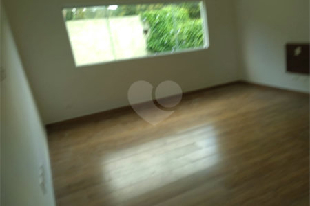 Casa à venda com 4 suítes no condomínio Saint Thomás Rua Uruana,9, Carapicuíba - SP