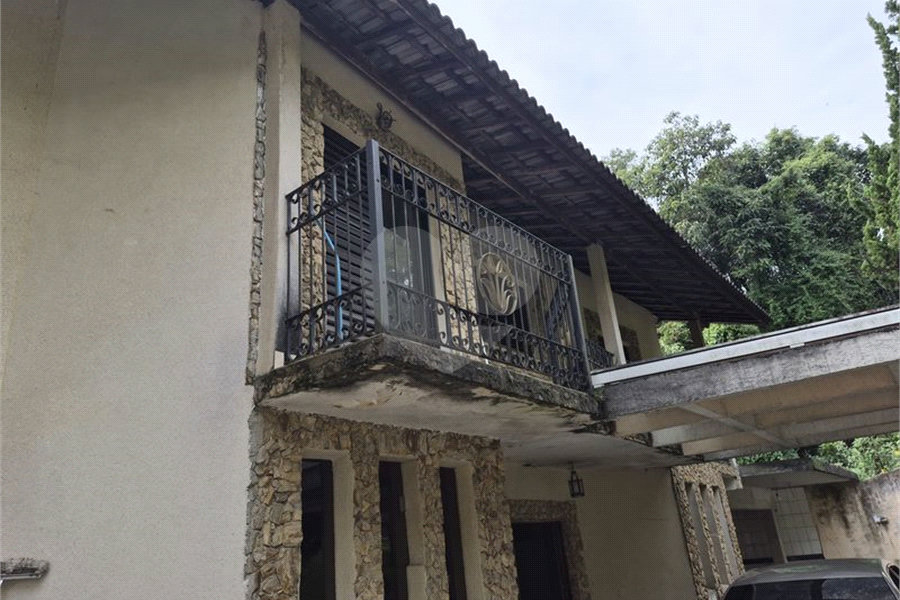 Casa à venda com 4 suítes no condomínio Associação Reserva das Hortênsias, Mairiporã - SP