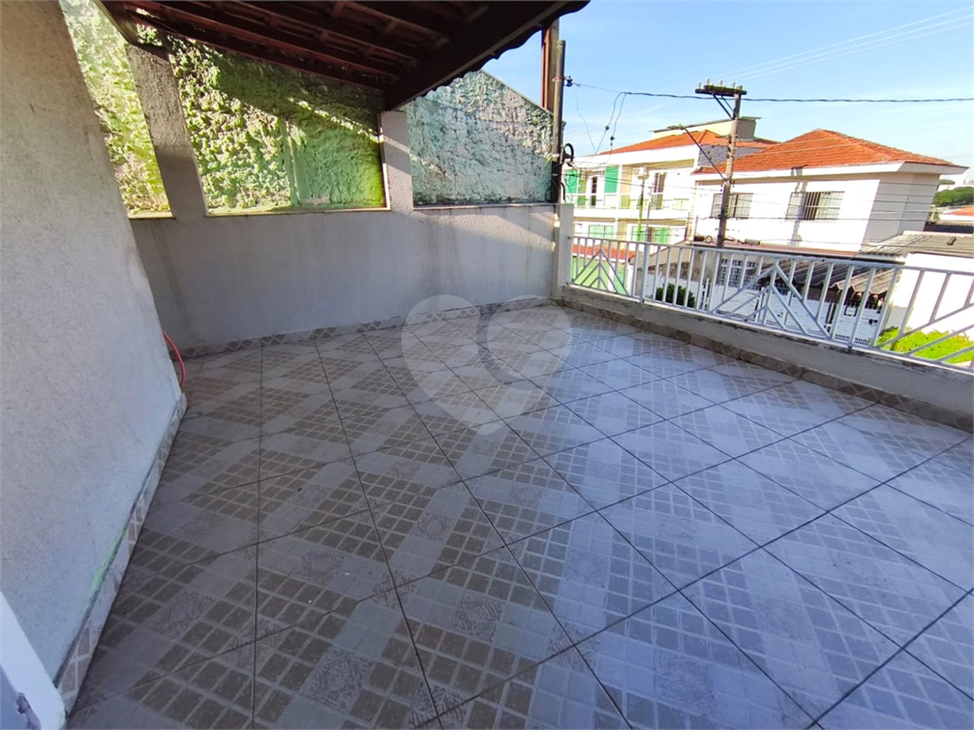 Sobrado à venda com 3 quartos, sendo 1 suíte, em Vila Nivi, São Paulo, SP