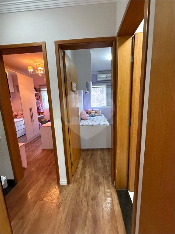 Casa à venda com 3 quartos, sendo 1 suíte, no condomínio Praça Leão, São Paulo - SP