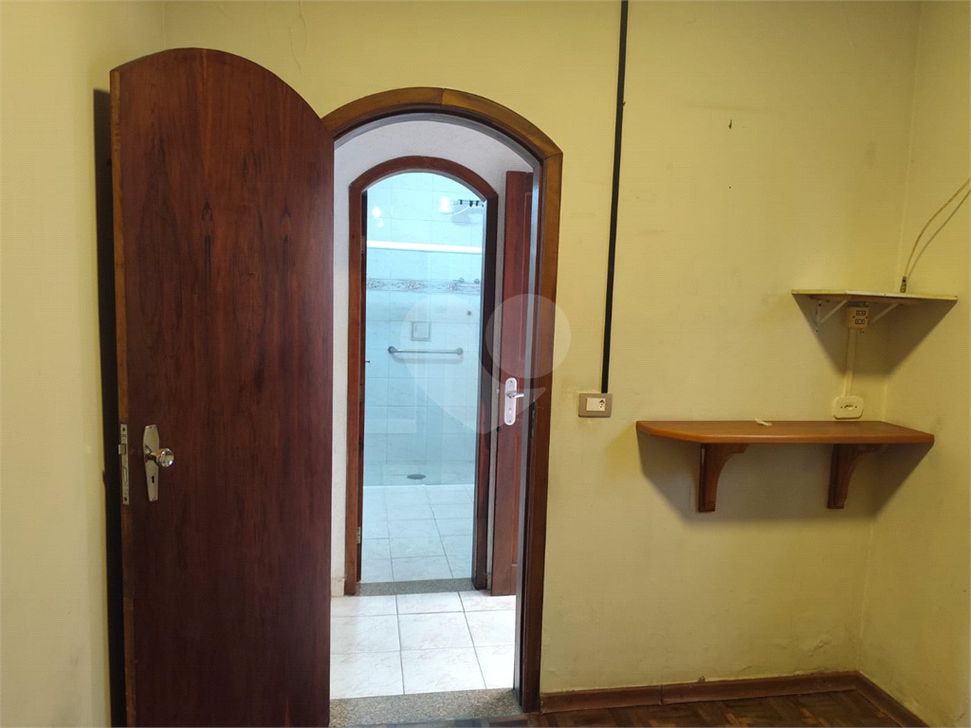 Sobrado à venda com 2 quartos em Vila Nivi, São Paulo, SP