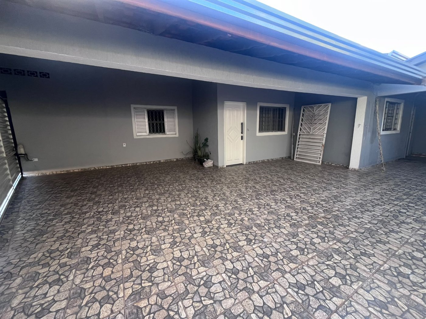 Casa à venda ou para alugar com 3 quartos, sendo 1 suíte,  em Parque Ortolândia, Hortolândia, SP