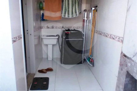 Sobrado à venda com 5 quartos, sendo 1 suíte, em Vila Maria Alta, São Paulo, SP
