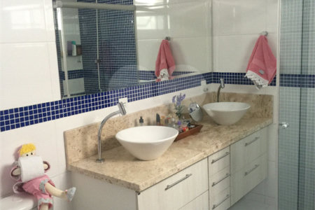 Casa à venda com 3 suítes no condomínio Lago da Serra, Araçoiaba da Serra - SP