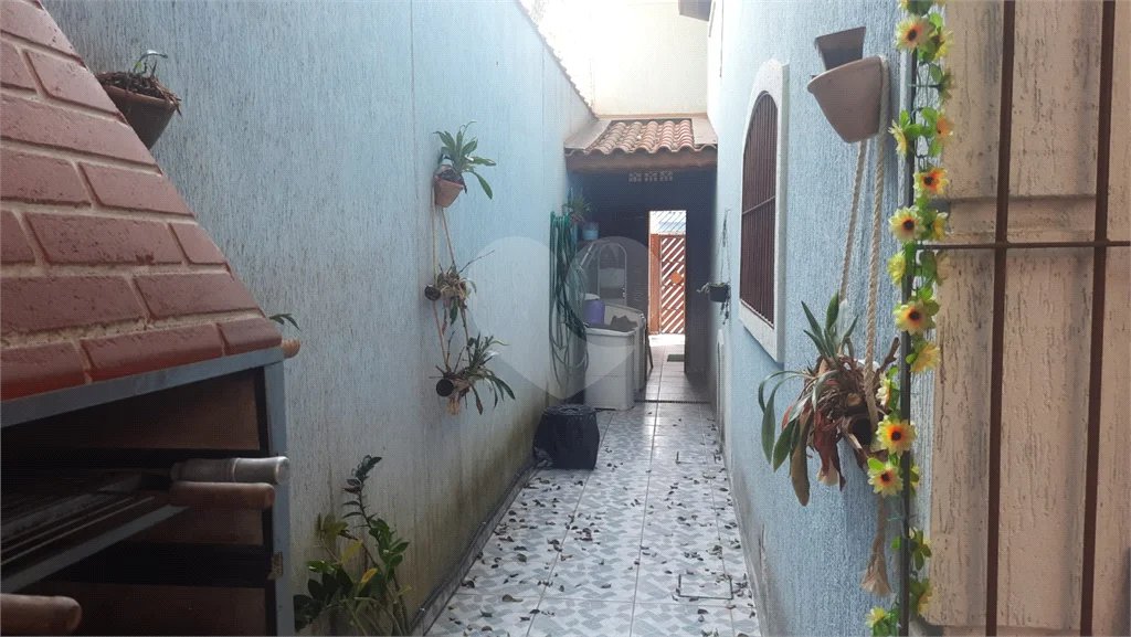 Sobrado à venda com 3 quartos, sendo 1 suíte, em Tremembé, São Paulo, SP