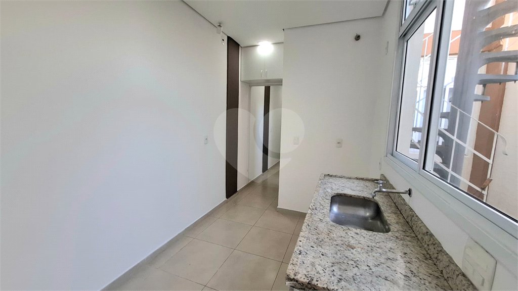 Sobrado à venda com 3 suítes em Vila Hortência, Sorocaba, SP