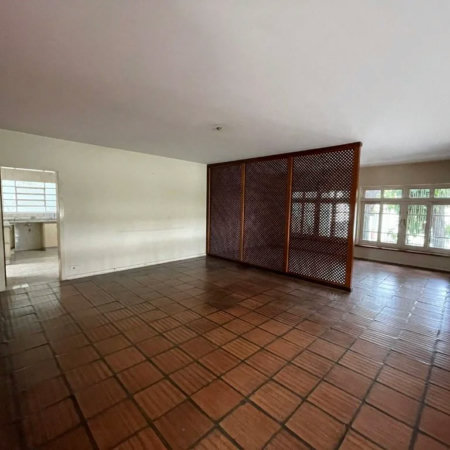 Sobrado à venda com 4 quartos, sendo 1 suíte, em Vila Inah, São Paulo, SP