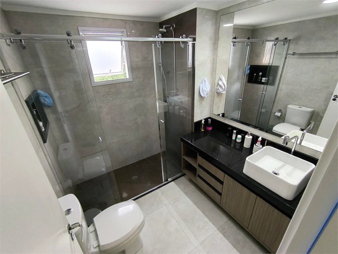Apartamento à venda com 3 quartos, sendo 1 suíte, em Jardim Vazani, São Paulo, SP