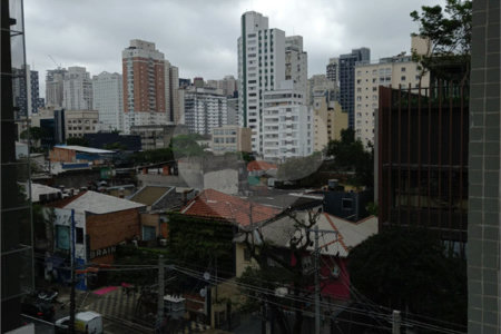 Apartamento à venda com 3 quartos, sendo 1 suíte, em Pinheiros, São Paulo, SP