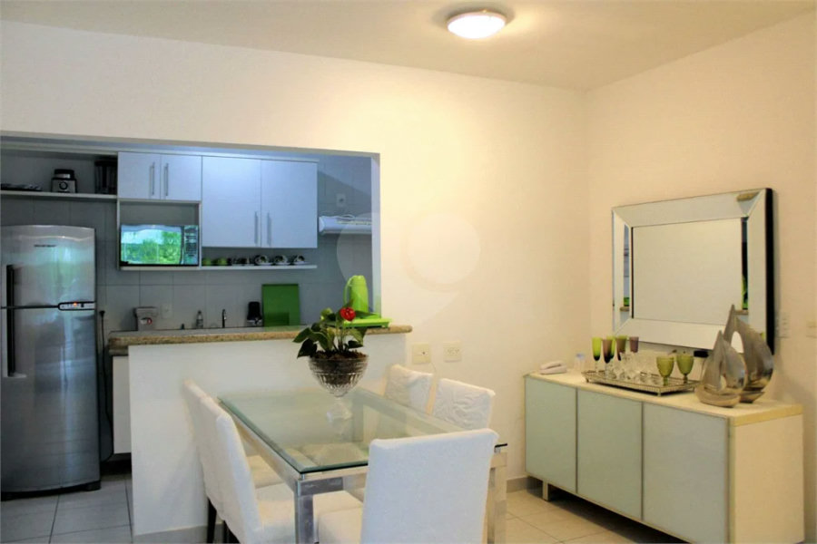 Apartamento à venda com 2 quartos, sendo 1 suíte, em Riviera de São Lourenço, Bertioga, SP