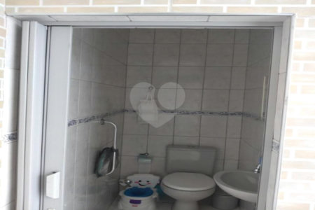 Casa à venda com 3 quartos, sendo 2 suítes, em Vila Dom Pedro I, São Paulo, SP