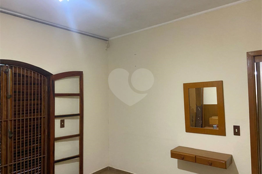 Casa à venda com 5 quartos, sendo 1 suíte, em Horto, São Paulo, SP
