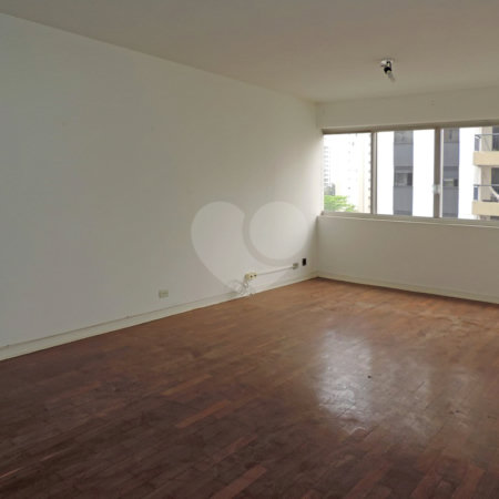 Apartamento à venda com 3 quartos, sendo 1 suíte, em Cidade Monções, São Paulo, SP
